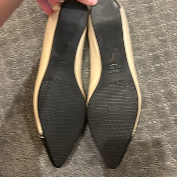 stuart weitzman cream flats size 6.5 - Picture 3 of 6